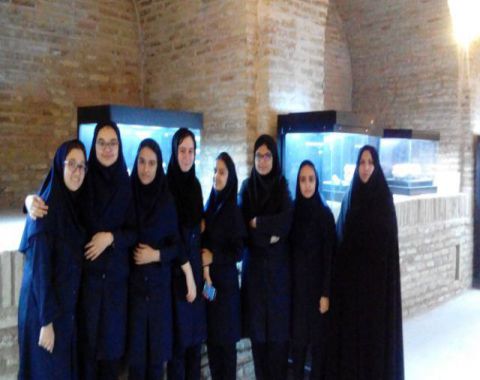 بازدید دانش آموزان از موزه شاه عباسی