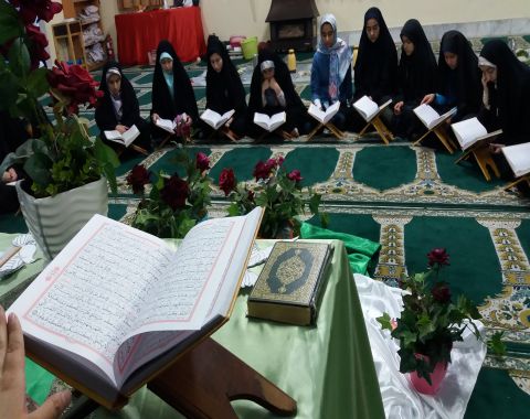 برگزاری محفل نورانی انس با قرآن