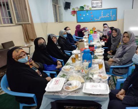 برگزاری ضیافت افطاری در نهمین روز از ماه مبارک رمضان